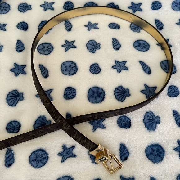 Reversible Michael Kors belt - Picture 2 of 2